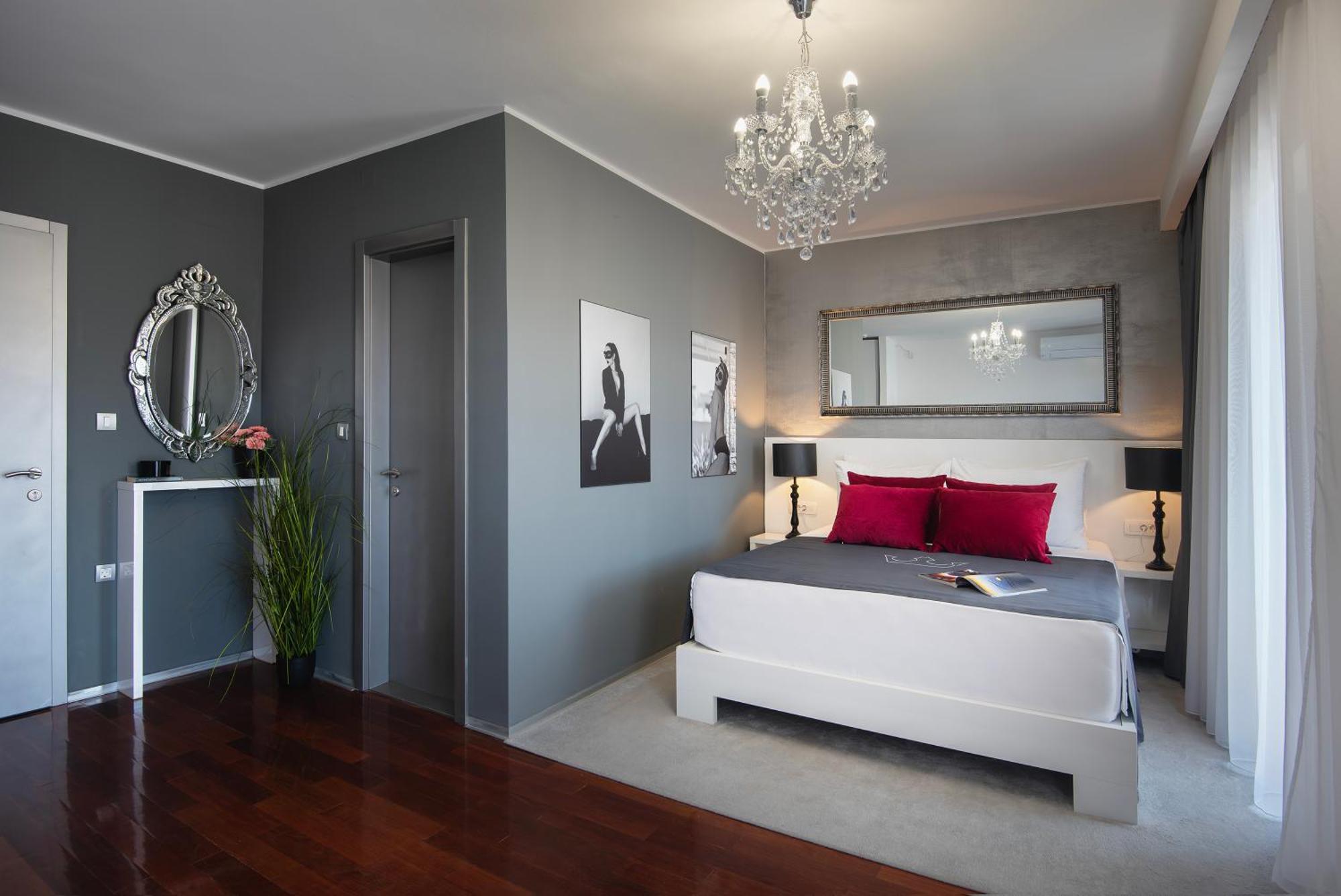 Boutique Chevalier By Bura - Adults Only