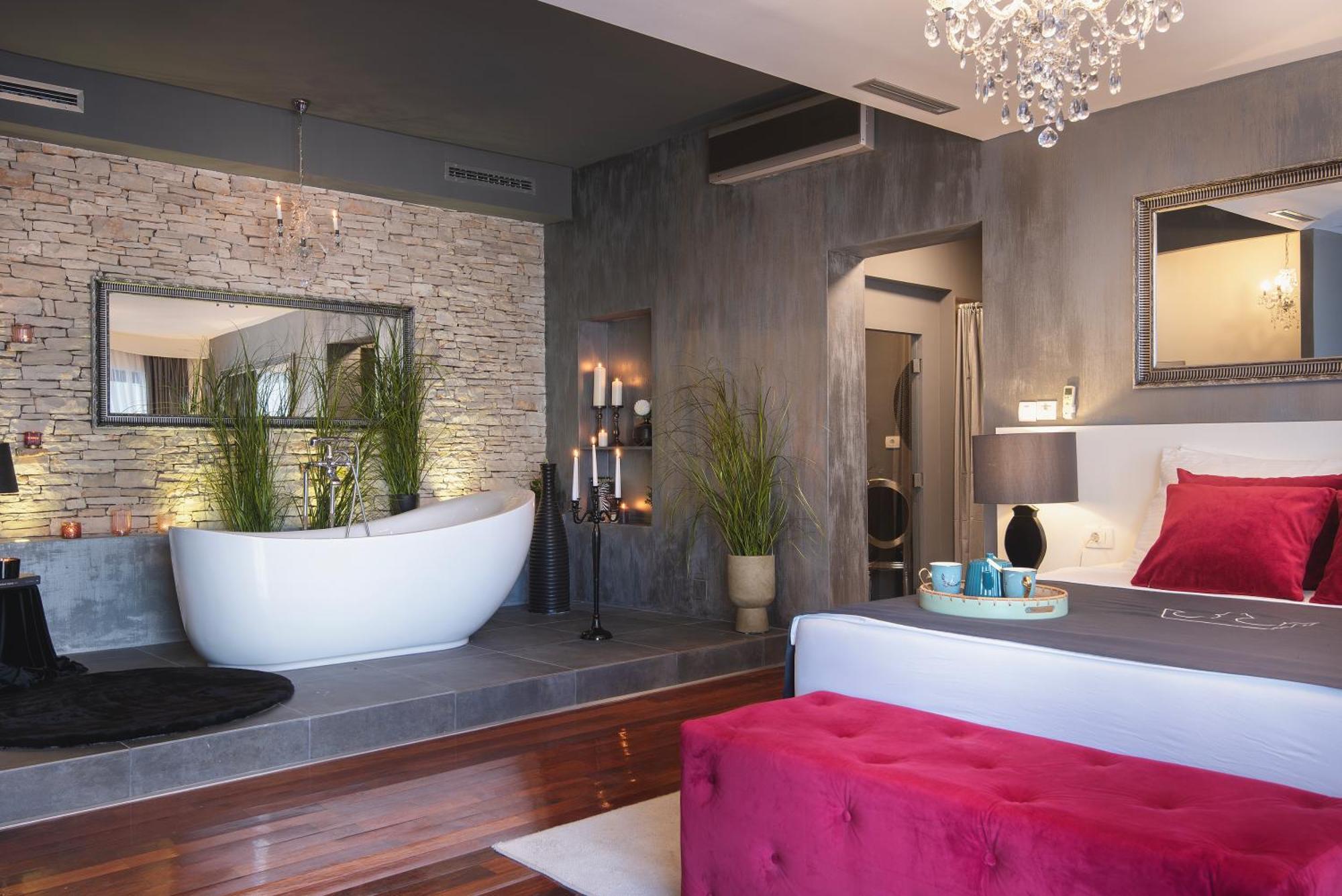 Boutique Chevalier By Bura - Adults Only Hotel