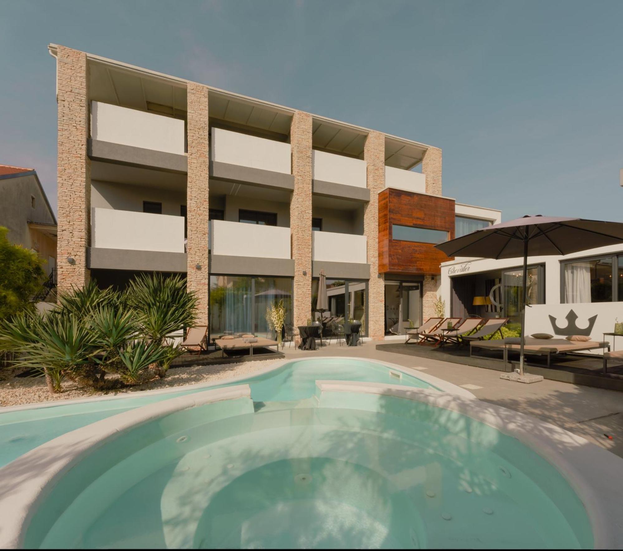 Boutique Chevalier By Bura - Adults Only Hotel 4*